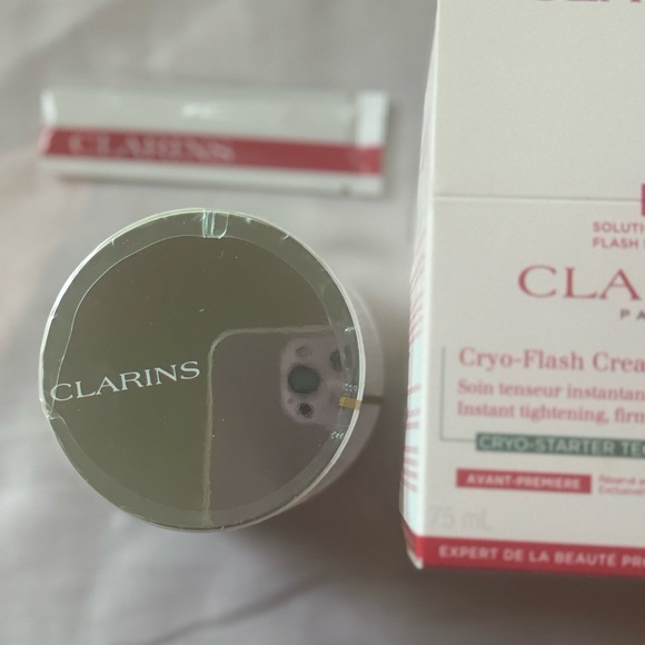 Clarins Cryo Tightening Mask - Picture 8 of 11